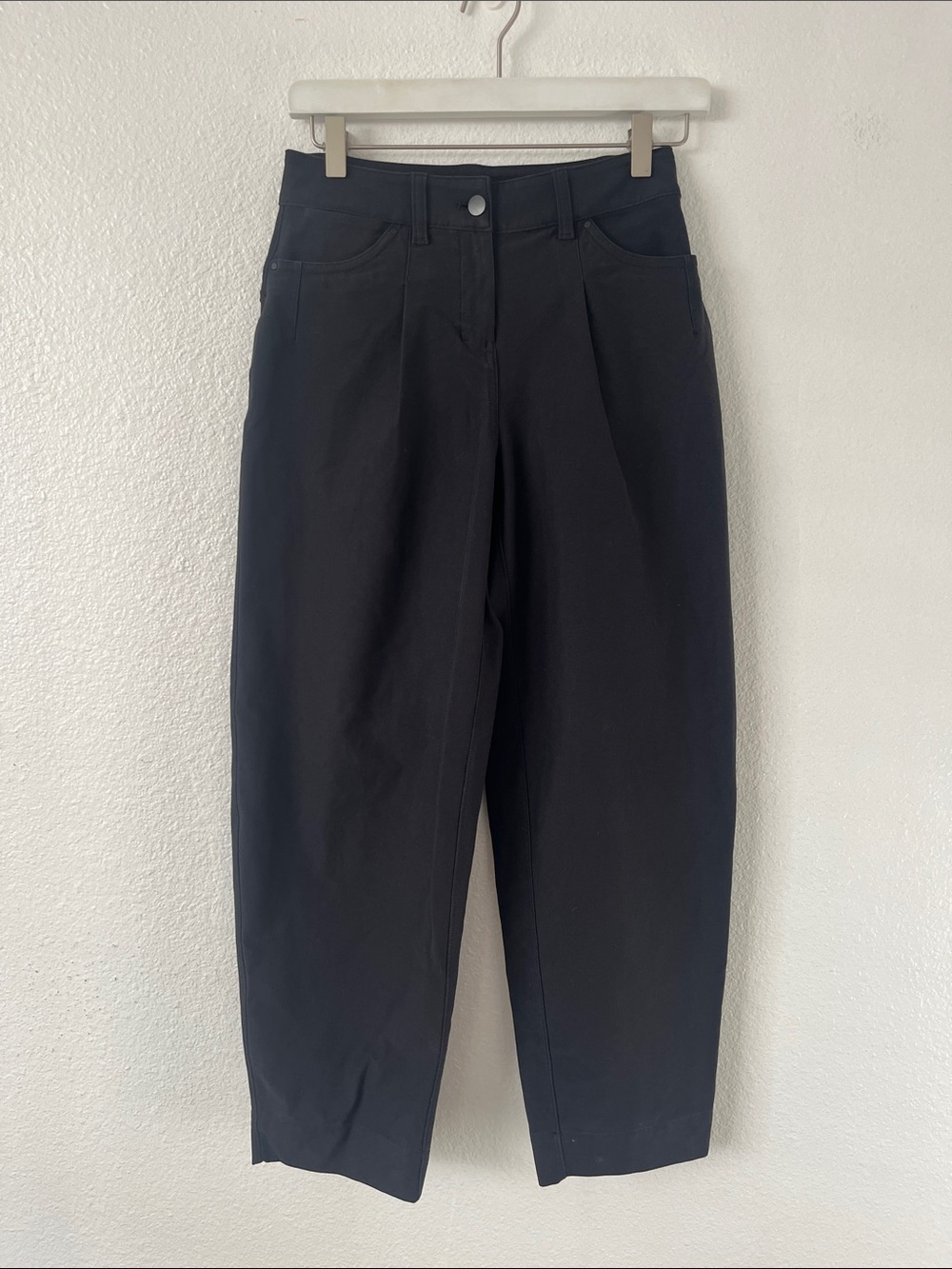 Lululemon City Sleek Mid-Rise Barrel-Leg PantLight Utilitech Black Size 24 - Picture 2 of 7